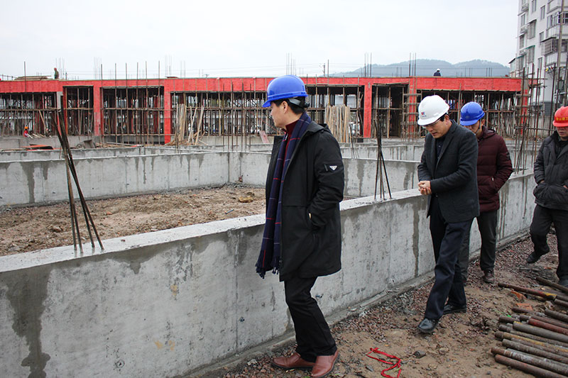 提前應(yīng)對(duì)雨雪天，排查隱患保安全